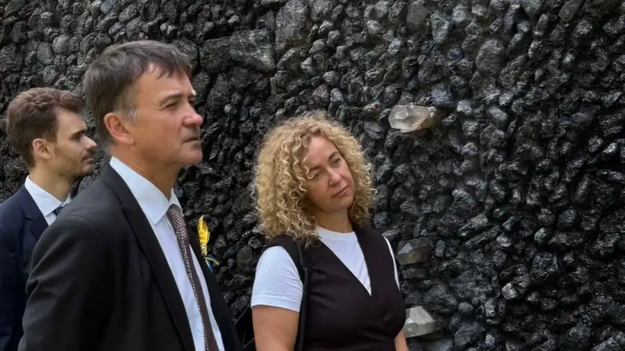 Посол Австрії в Україні Роберт Мюллер відвідав Національний історико-меморіальний заповідник «Бабин Яр»